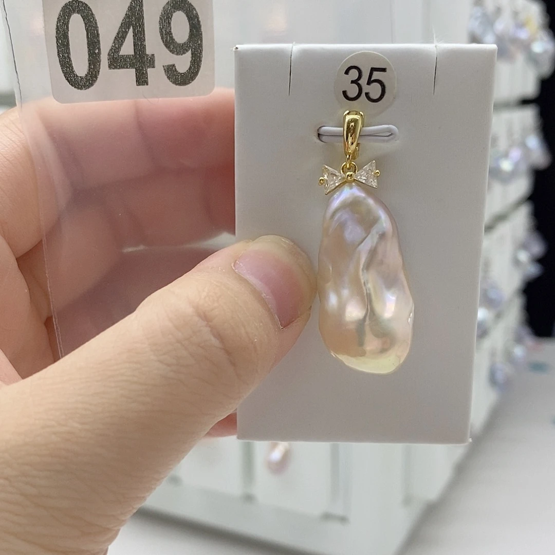 合金淡水珍珠颈饰