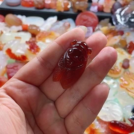 玛瑙/玉髓颈饰未镶嵌青*