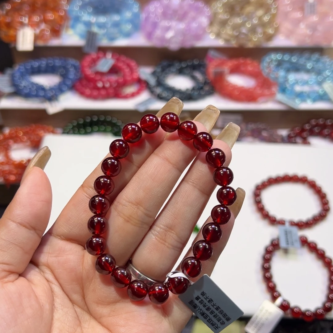 可****水晶手串未镶嵌高货石榴8.2mm