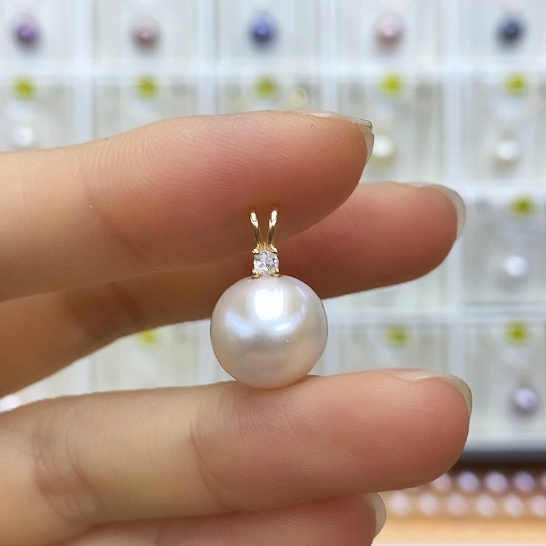 淡水珍珠吊坠(赠链)合金