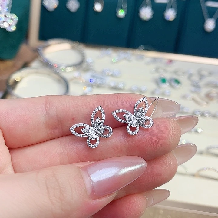 实验室培育钻石铂Pt950镶嵌满钻蝴蝶耳钉