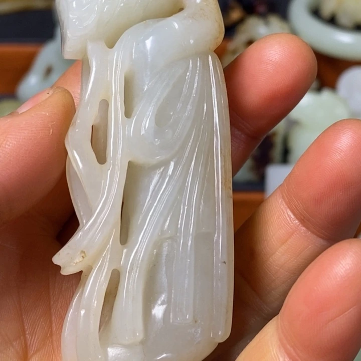 男***途和田玉未镶嵌颈饰