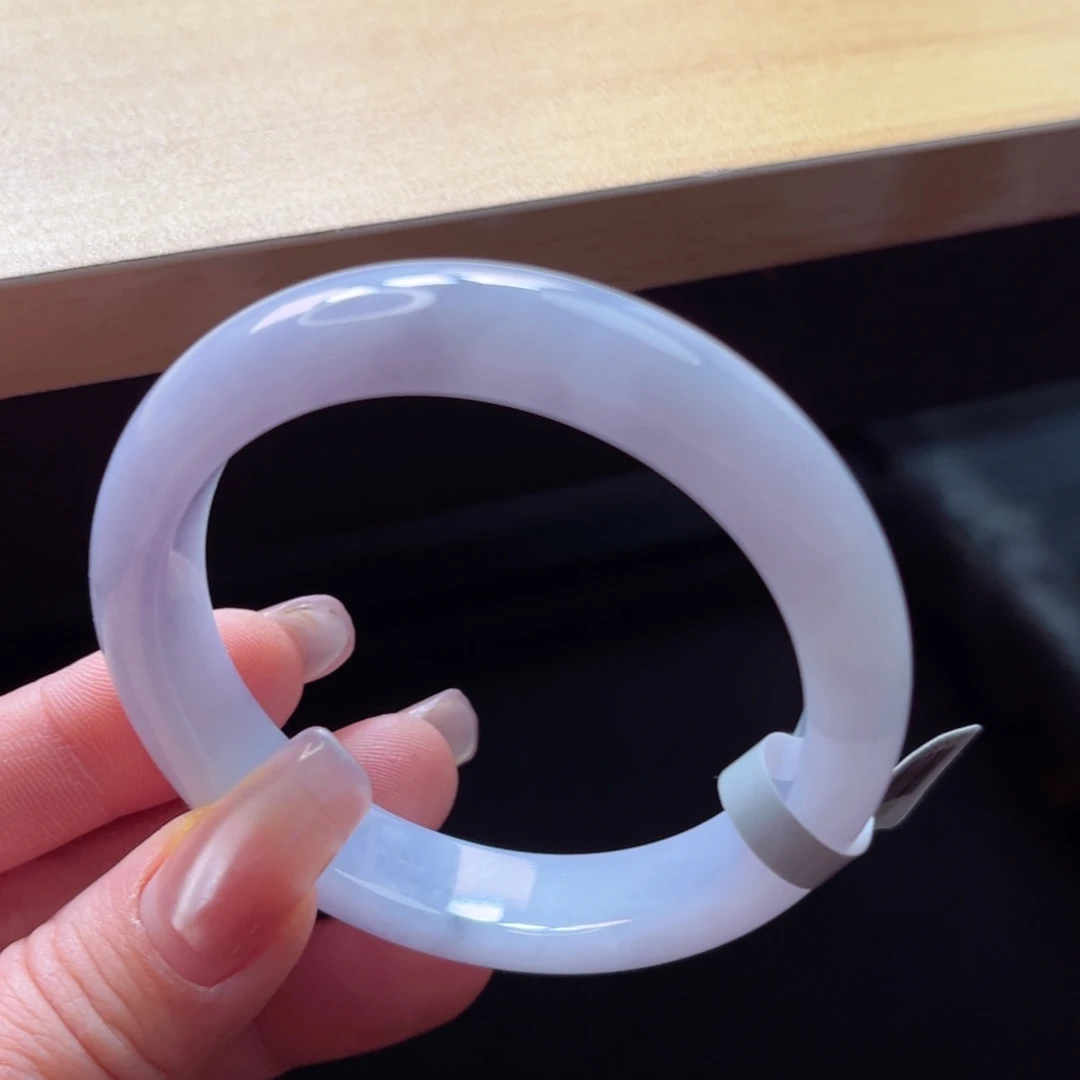 翡翠手镯未镶嵌手镯