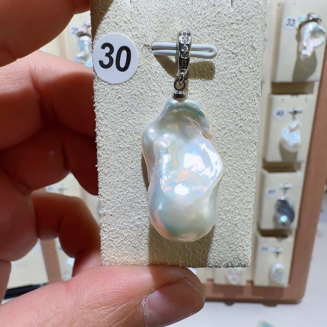 淡水珍珠颈饰合金