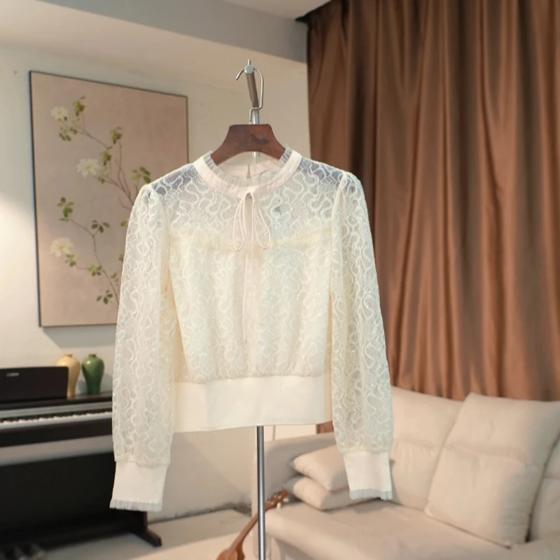 G506 洋气木耳边圆领百搭蕾丝衫女 592A35