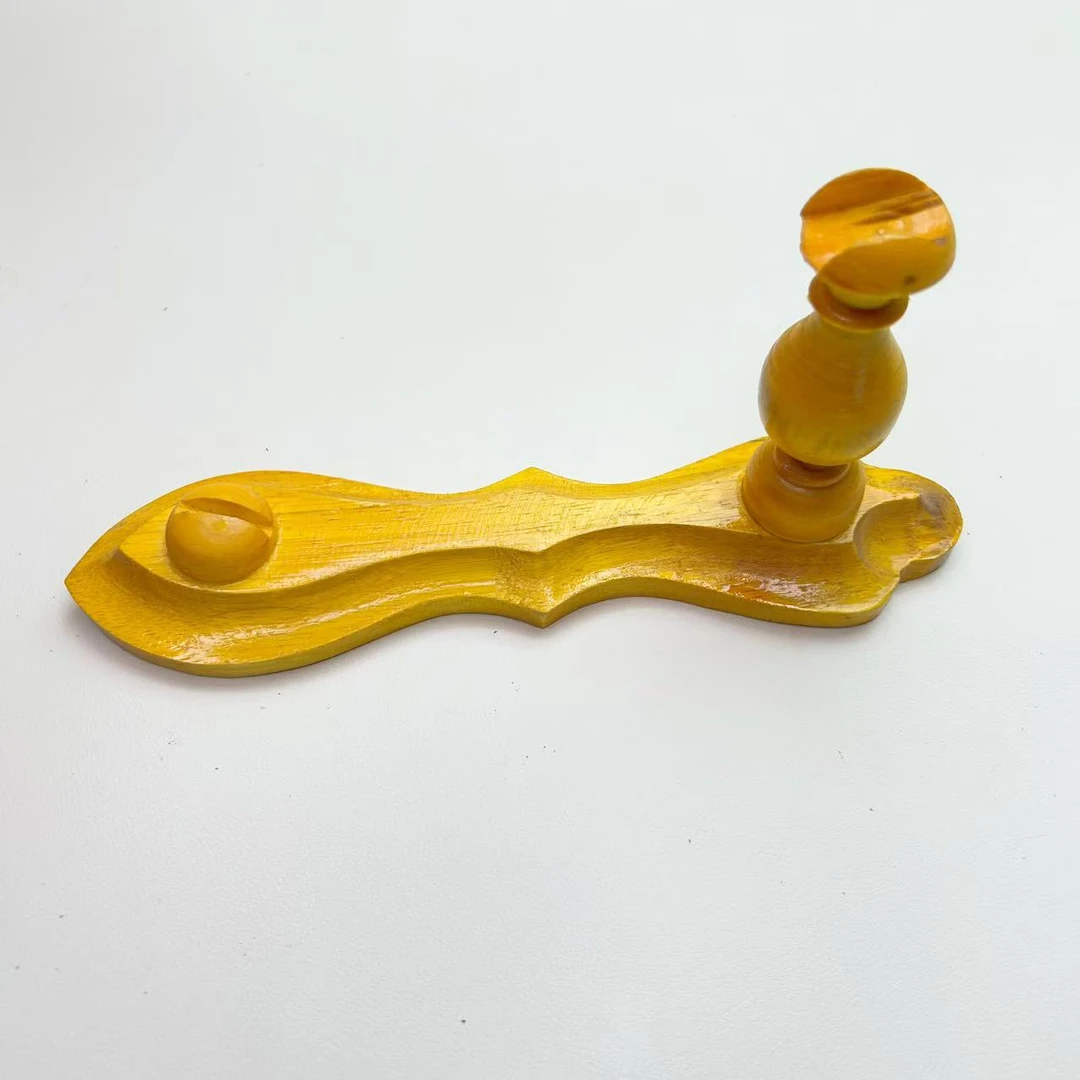 英吉沙小刀摆放刀架周边木头手工制作实用架子工艺品摆放