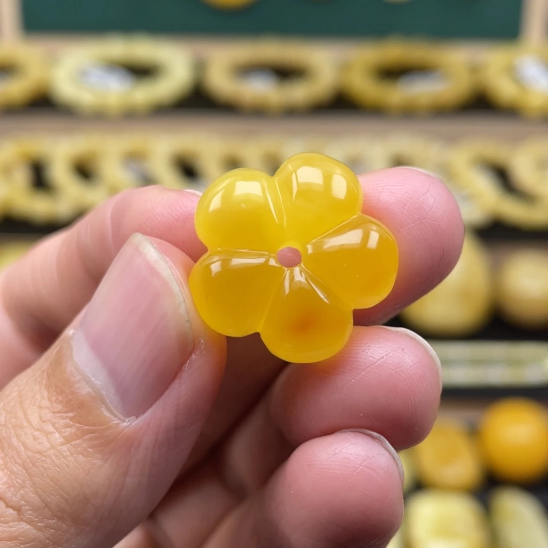琥珀裸石未镶嵌琥珀蜜蜡