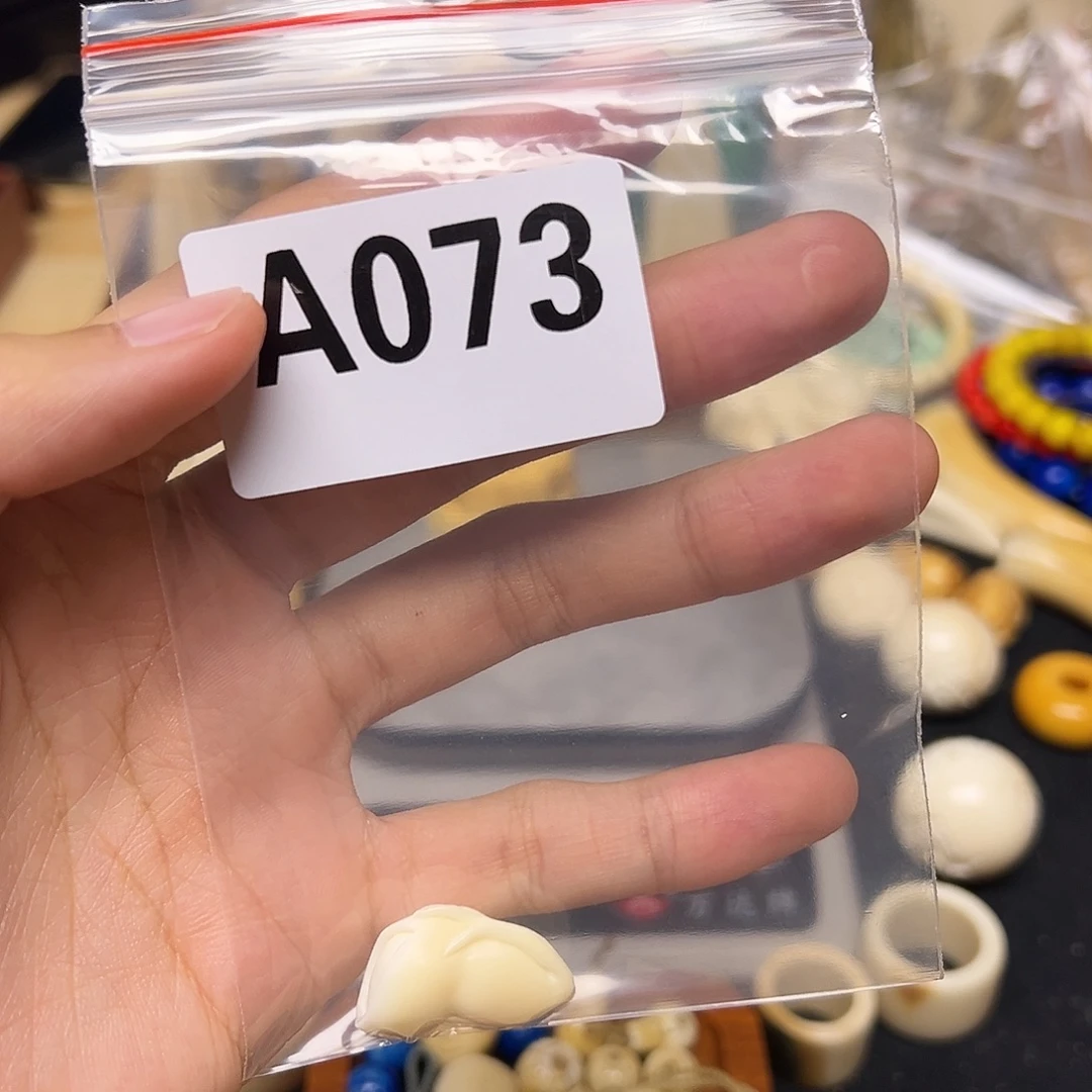 天然猛犸象牙雕刻品