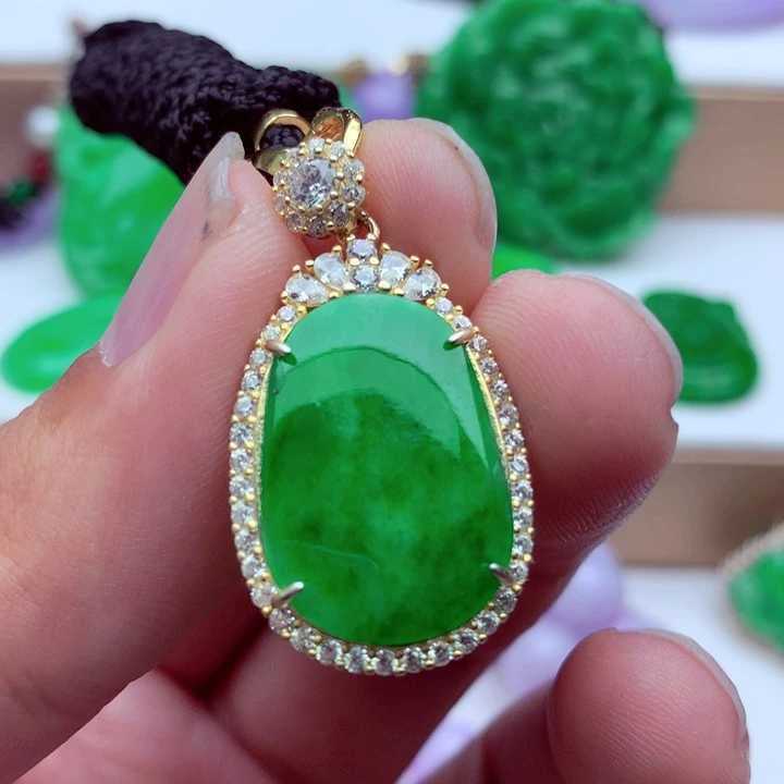 翡翠未镶嵌吊坠(不含链)