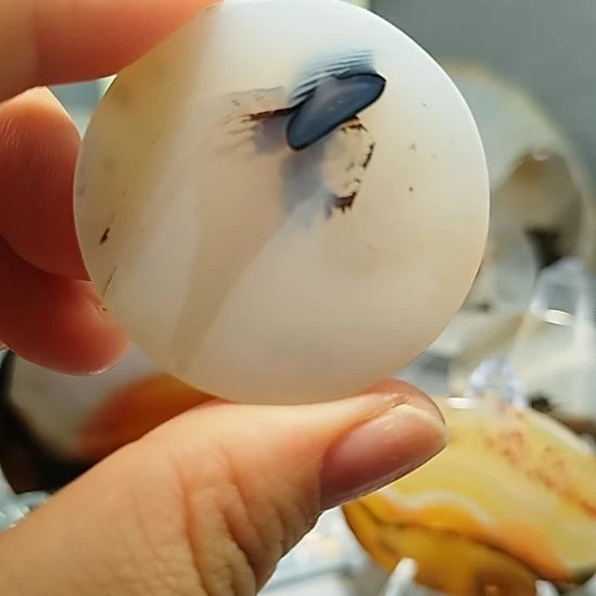 玛瑙/玉髓未镶嵌颈饰人物