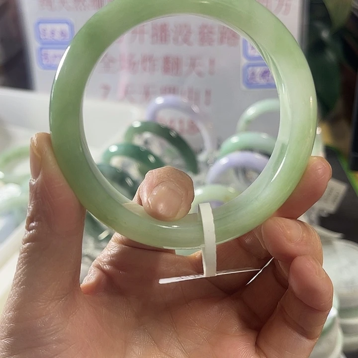 翡翠未镶嵌手镯纯天然缅甸翡翠手镯
