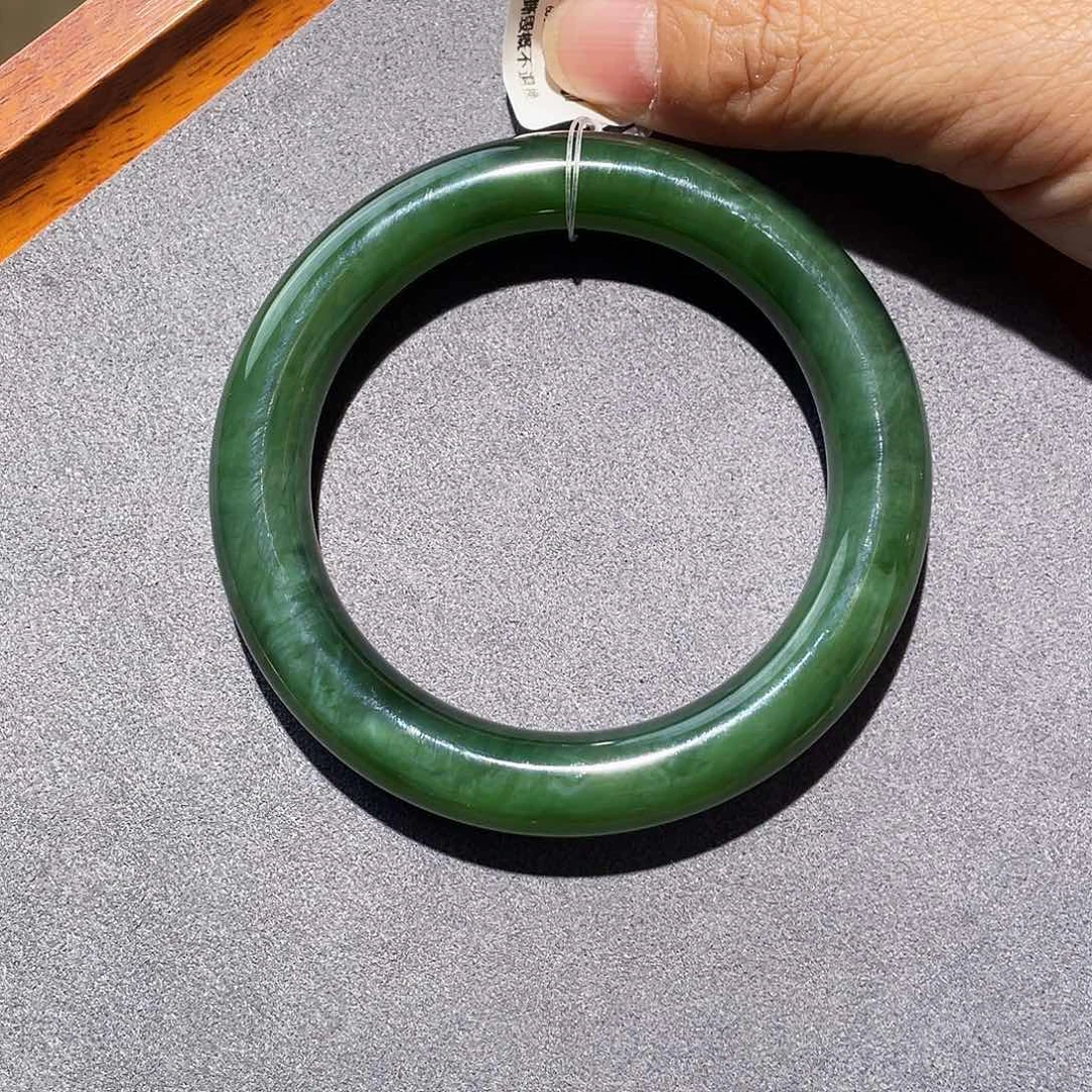 和田玉（碧玉）手镯未镶嵌用****6碧玉手镯