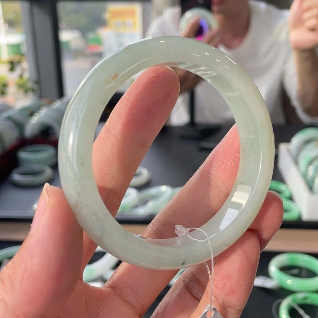 翡翠未镶嵌手镯13号链接56.7