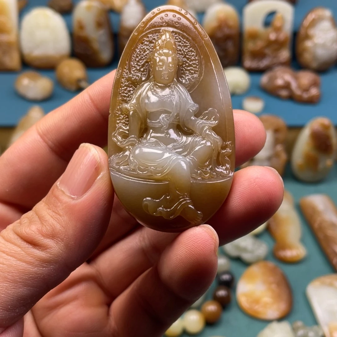 颈饰未镶嵌和田玉