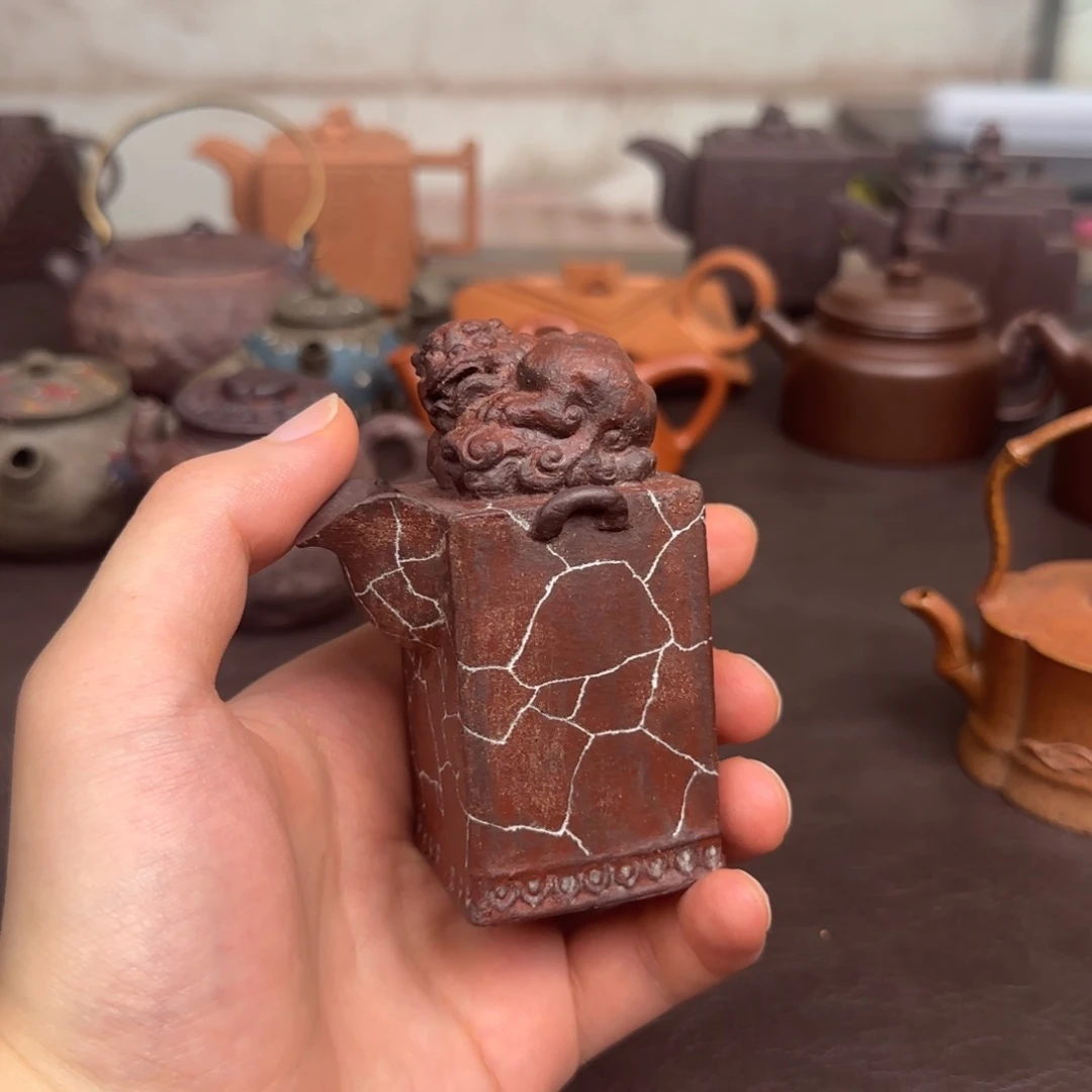 云***上茶壶紫砂醒狮印章壶70毫升