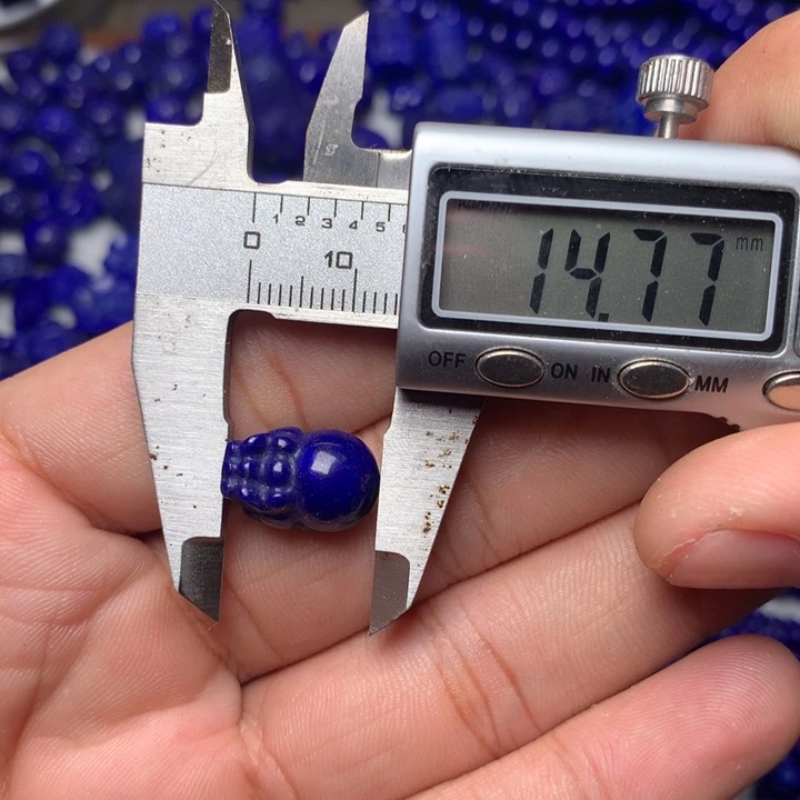 青金石未镶嵌貔恘