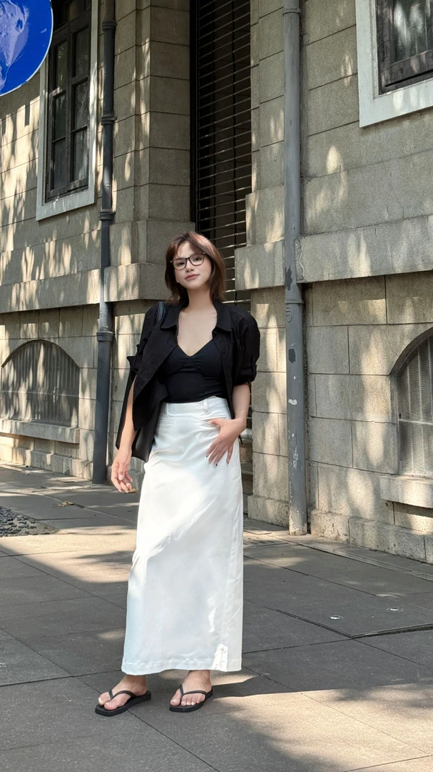 夏季初秋通勤直筒裙半身裙抗皱百搭收跨显瘦工装直筒开衩中长款