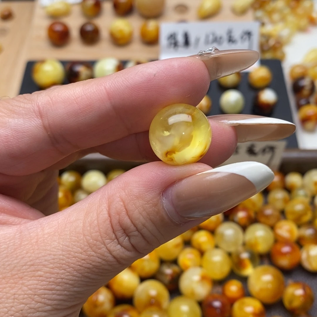 若***然琥珀未镶嵌珠宝奇石蜜蜡