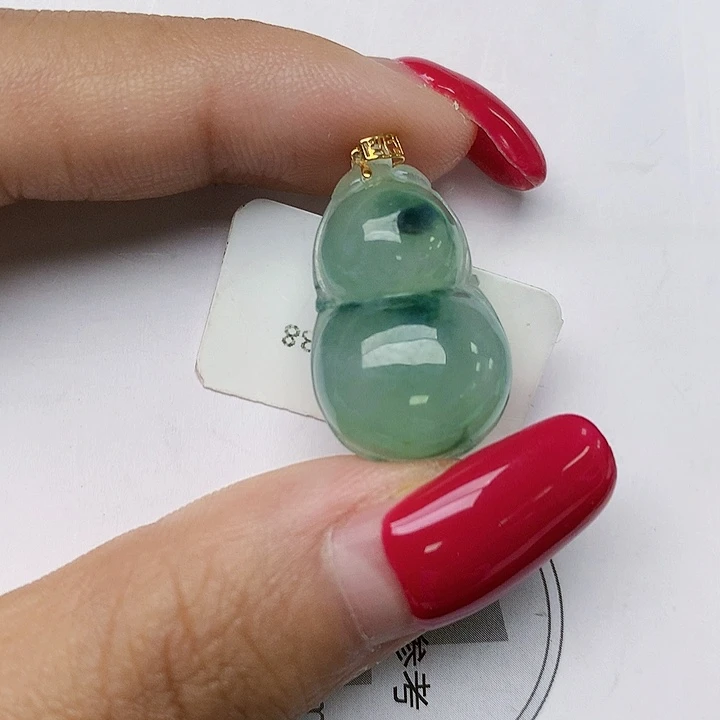 颈饰18K金镶嵌翡翠天然翡翠