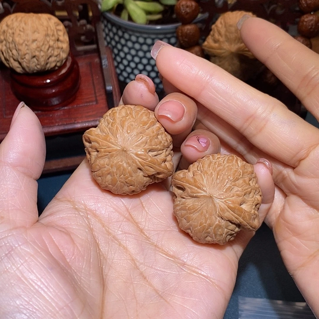 文玩核桃把件?铁锤39