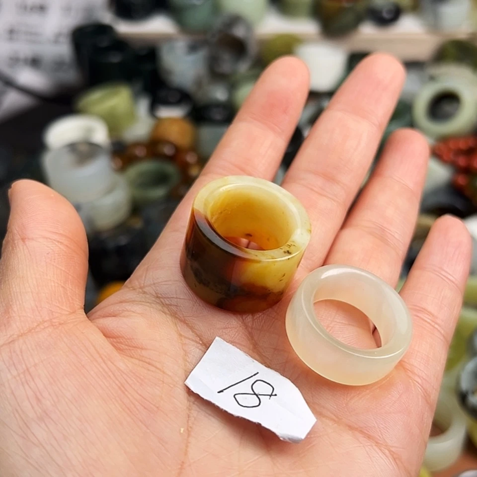 【闪购商品】合金蛇纹石玉戒指C****?