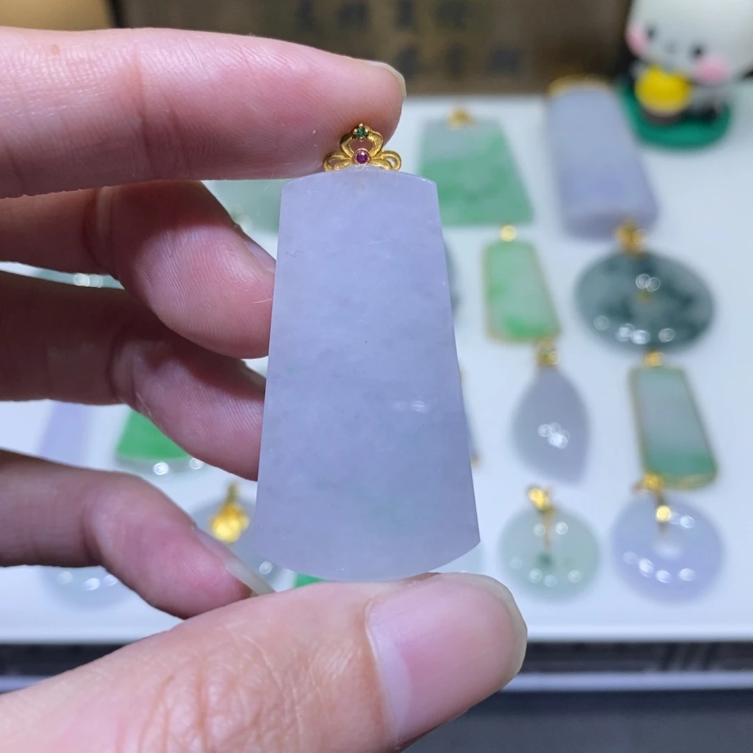 翡翠18K金镶嵌吊坠(不含链)