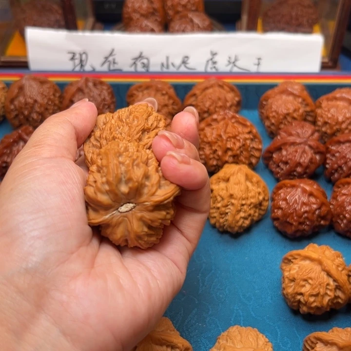 吊坠桃核程***米好好好好好好