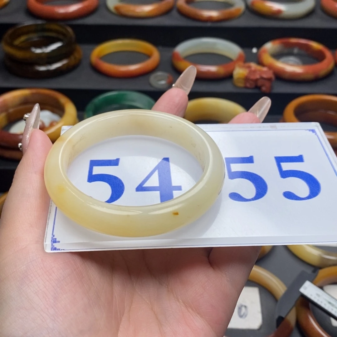 石英质玉（黄龙玉）手镯未镶嵌