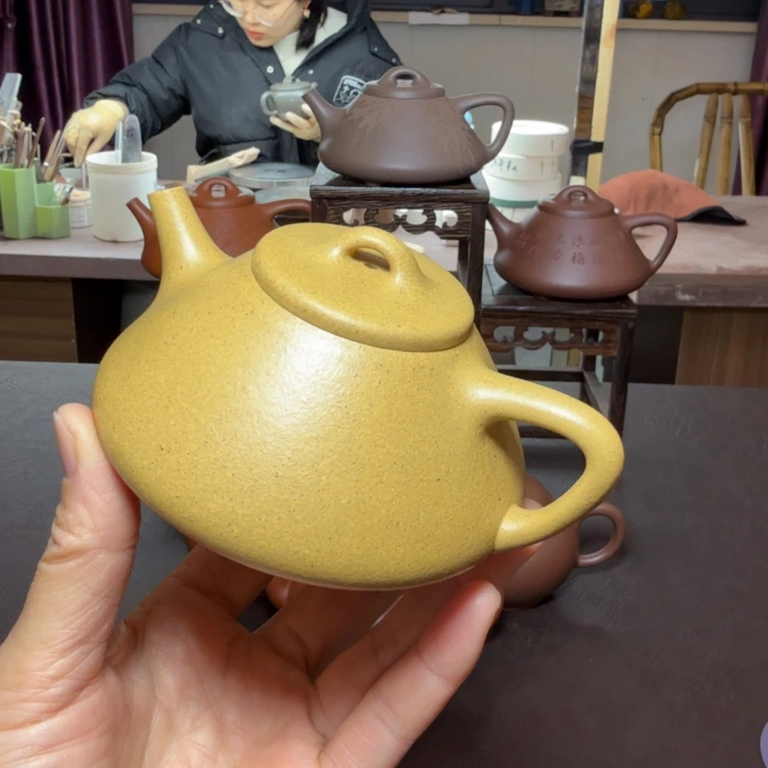 侯***u茶壶紫砂《微瑕》零添加段泥子冶石瓢180cc