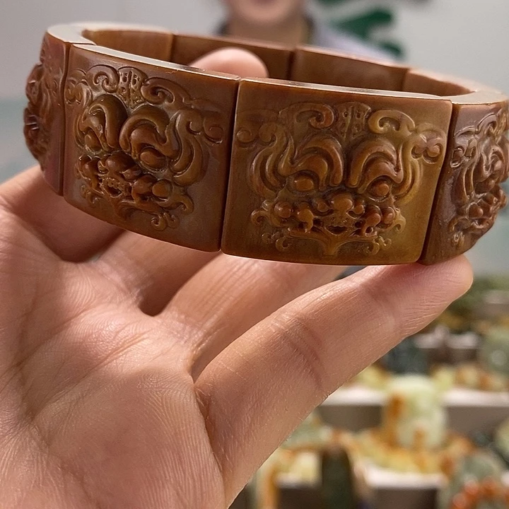 透闪石质玉手牌未镶嵌