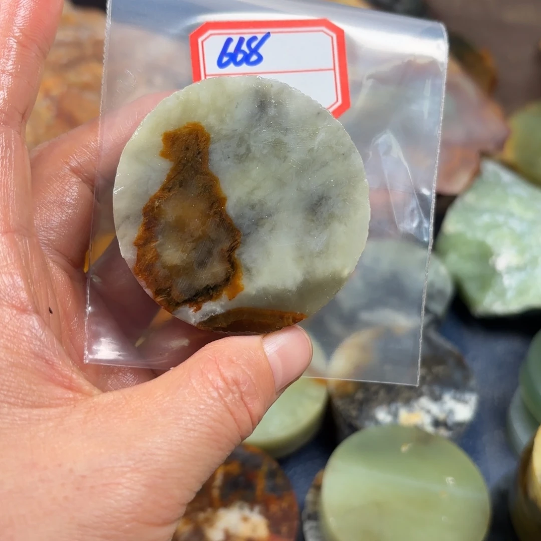 竹***闲蛇纹石玉未镶嵌珠宝奇石