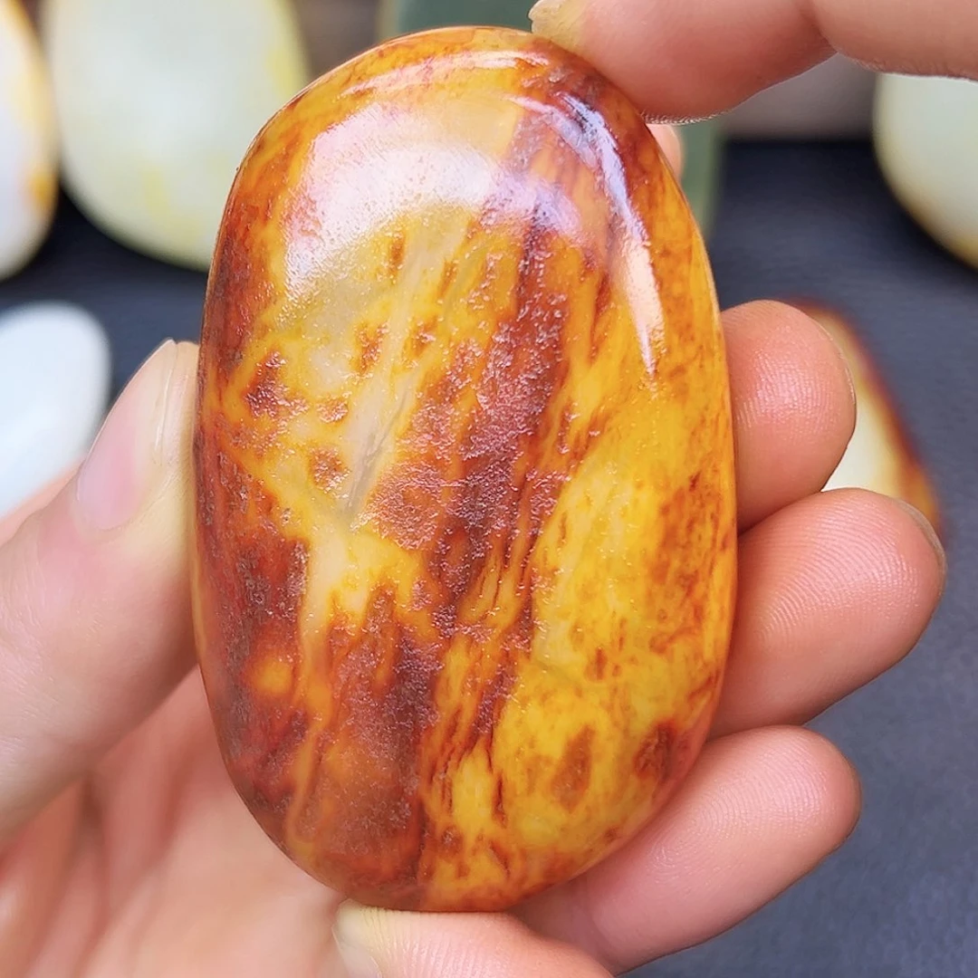 和田玉未镶嵌珠宝奇石