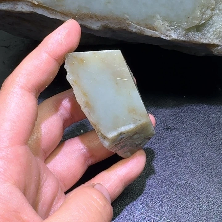 和田玉未镶嵌珠宝半成品