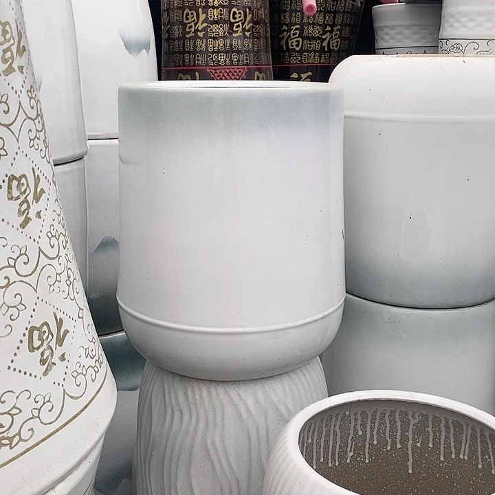 渐变绿水滴大号口28高35福利