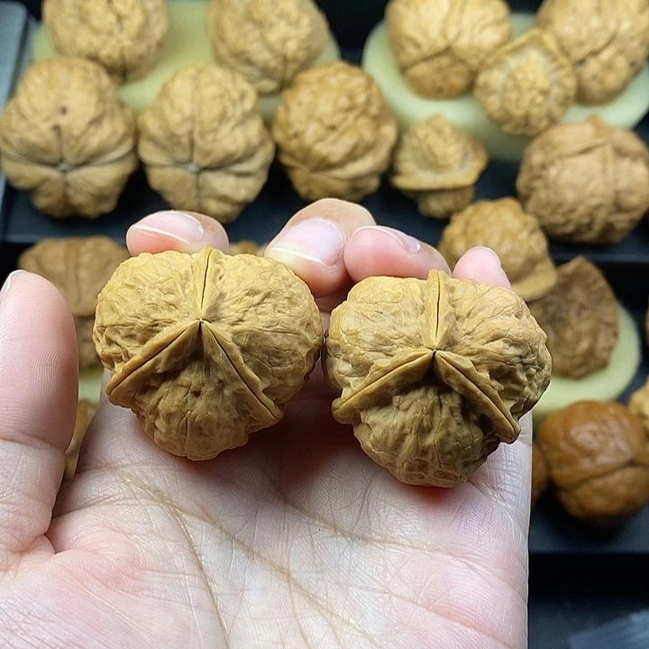 吊坠文玩核桃金玉三棱36