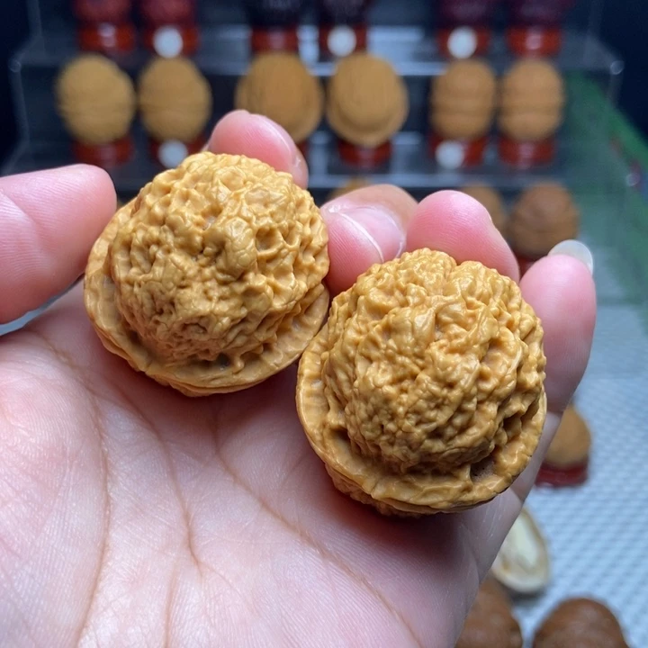 把件文玩核桃火焰绣球27