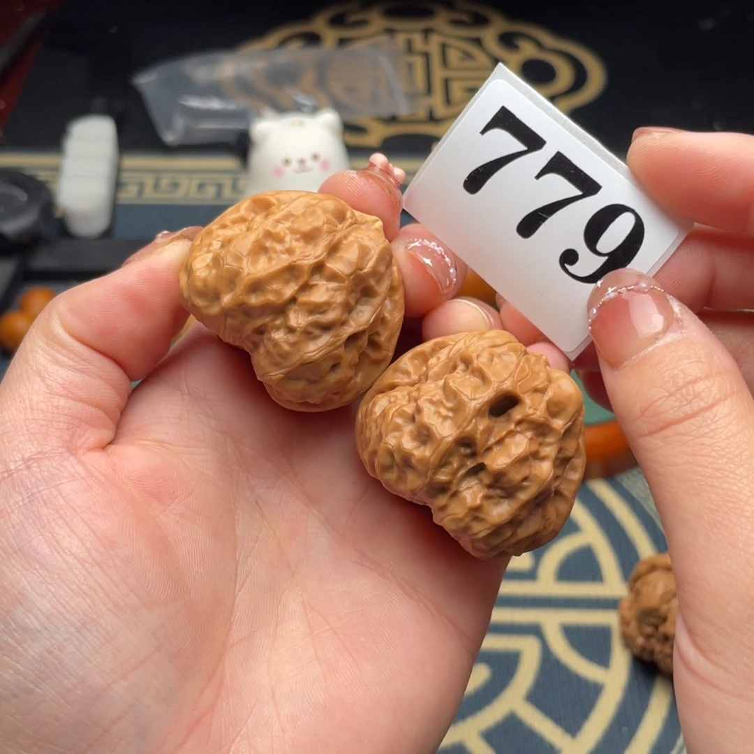 文玩核桃吊坠39蛤蟆头779号……