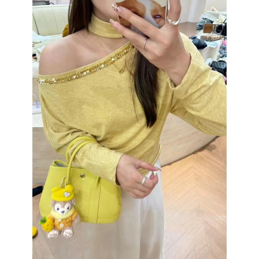 Barbie Siyu【亮晶晶】56801春季亮片露肩系脖短款长袖时尚上衣