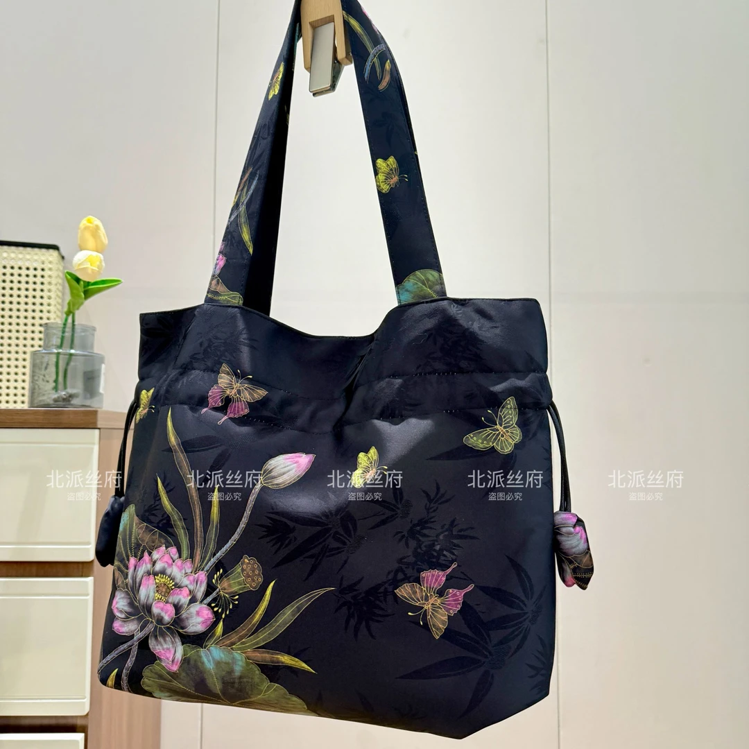 【荷塘月色-大挎包】新中式抽绳设计双根宽肩带斜挎包带夹层39*32