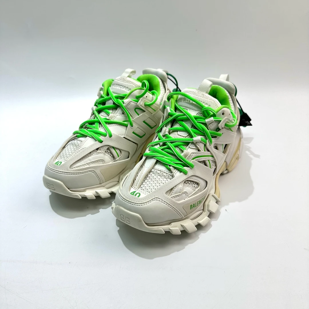 95新 Balenciaga/巴黎世家 40码 白绿做旧Track1.0老爹鞋 98新SY