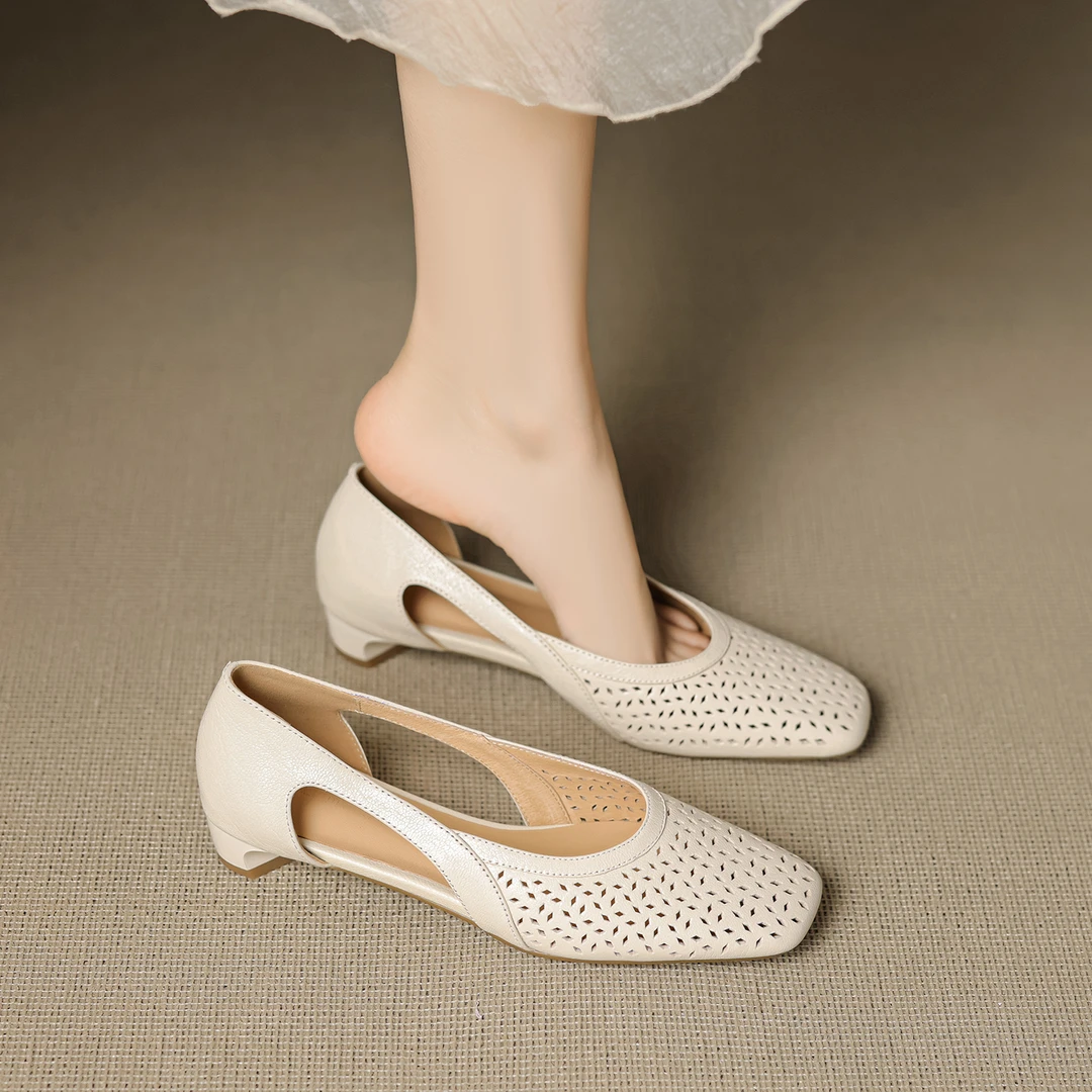 包头时装凉鞋女夏2025新款粗跟法式复古百搭中跟配裙子镂空洞洞鞋