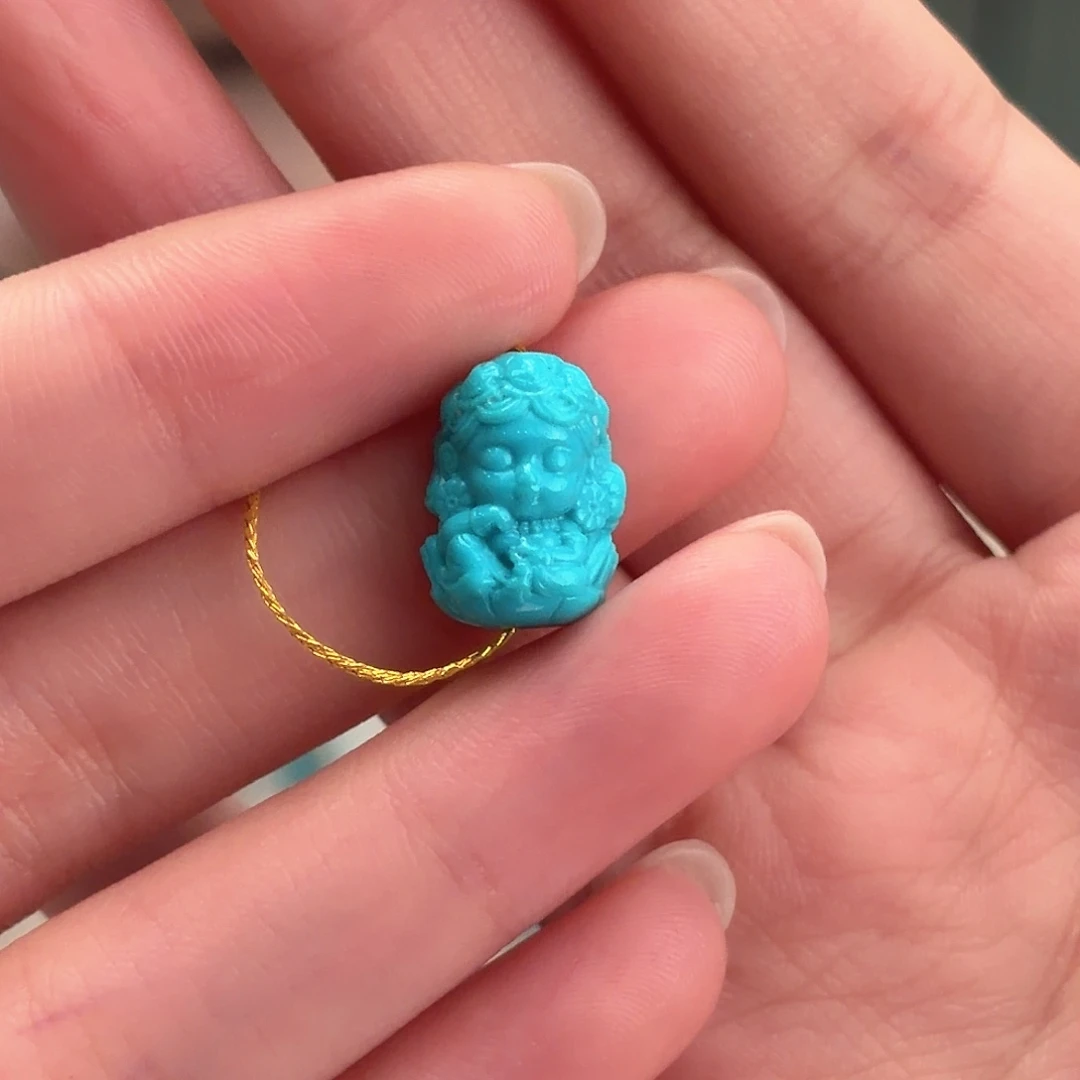 绿松石未镶嵌颈饰