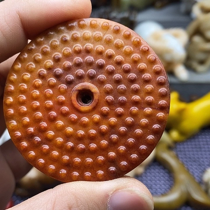 未镶嵌蛇纹石玉颈饰