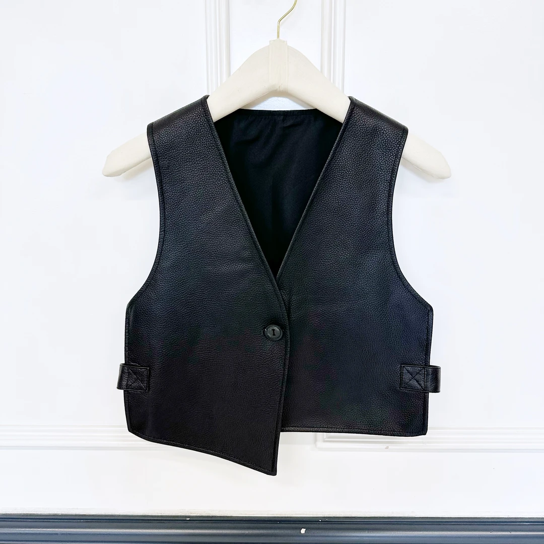 2510050【壁虎姐】GECKO新款 黑色不规则下摆无袖皮马夹