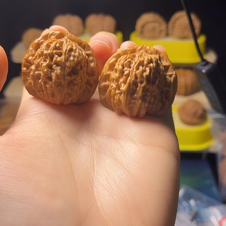 文玩核桃吊坠四座楼