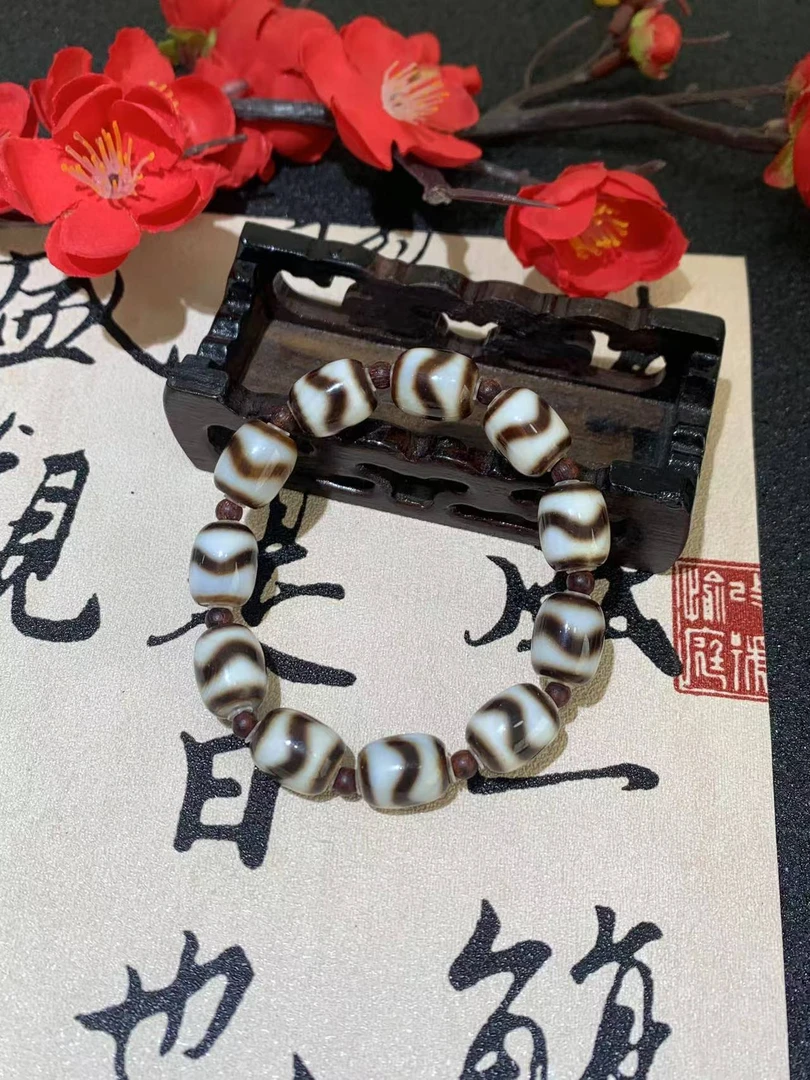 （牙牙）玛瑙手串F1065