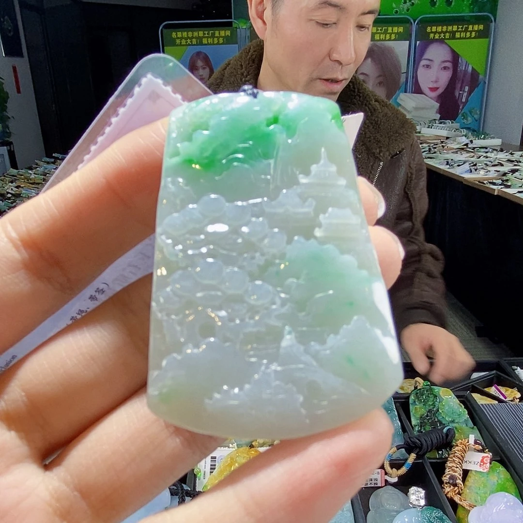 颈饰未镶嵌翡翠翡翠