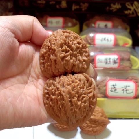 吊坠文玩核桃拉丝三角疆