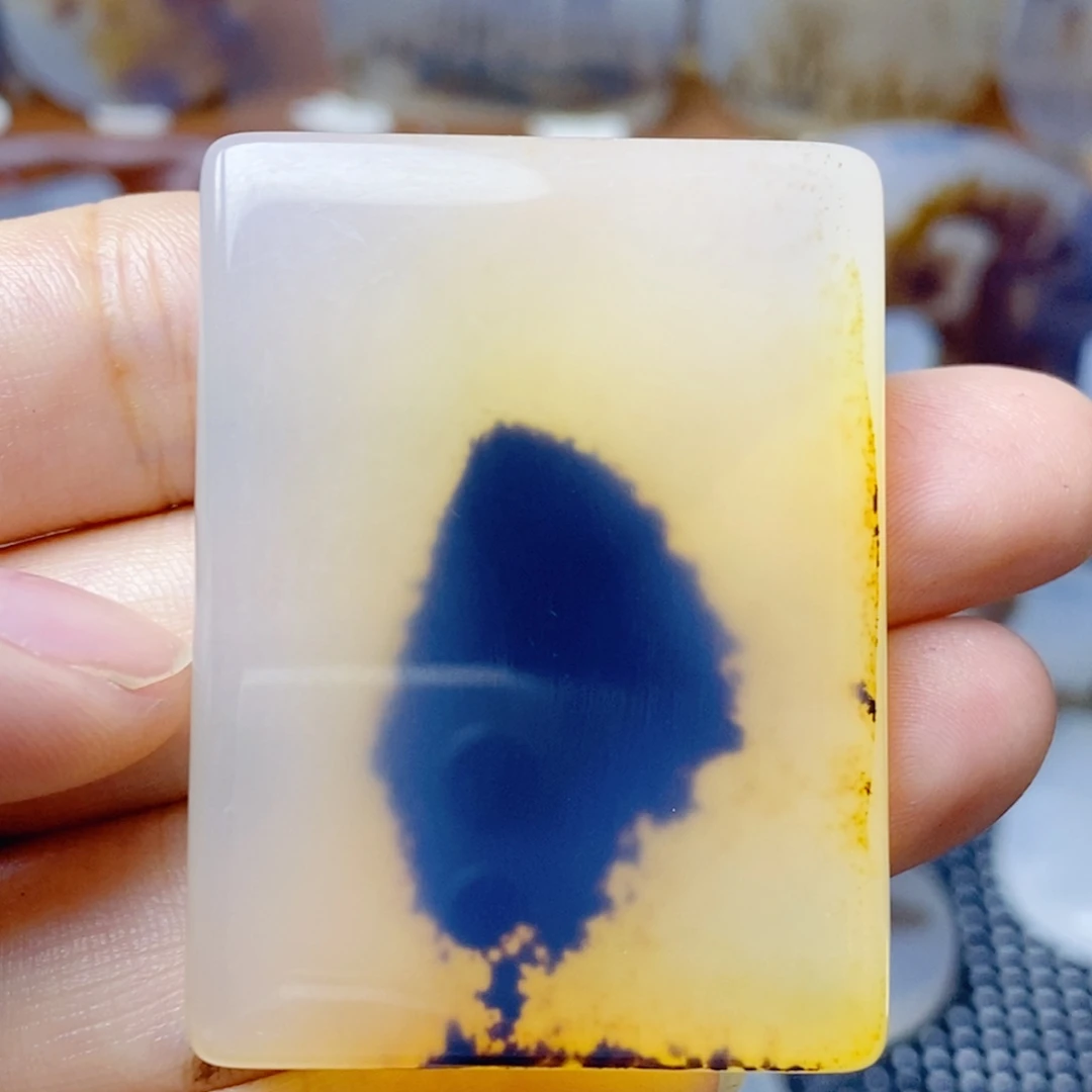 玛瑙/玉髓未镶嵌珠宝半成品