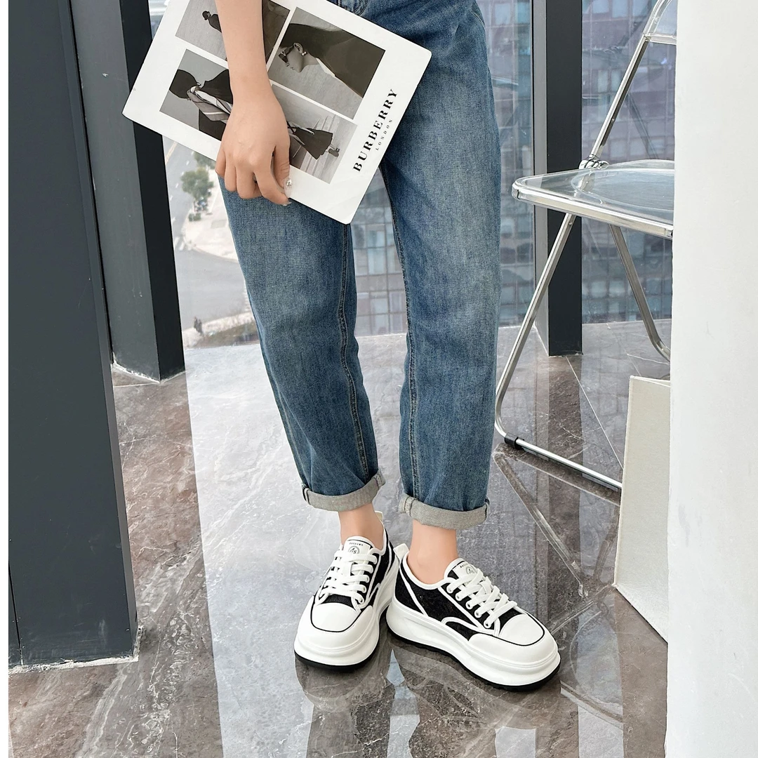 渔夫鞋休闲鞋女2025运动女鞋爆款时尚百搭舒适网面夏季凉拖84202